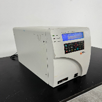 Hanson Research AutoPlus Maximizer Autosampler image 0